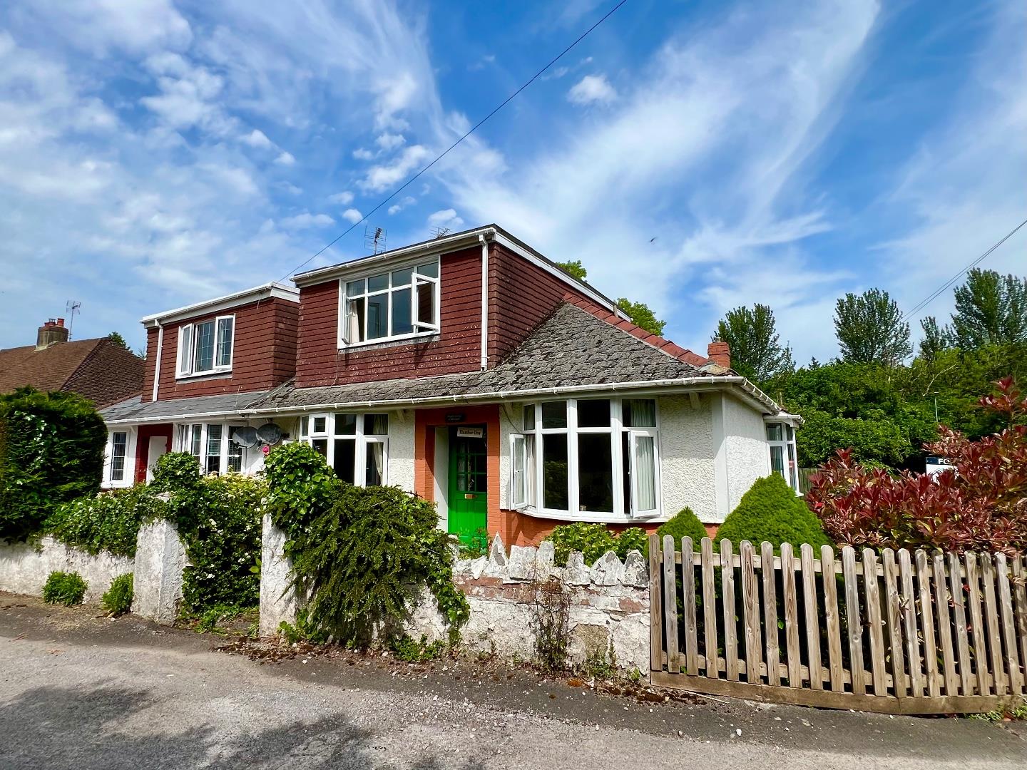Ewenny Cross, Ewenny, Vale of Glamorgan, CF35 5AB